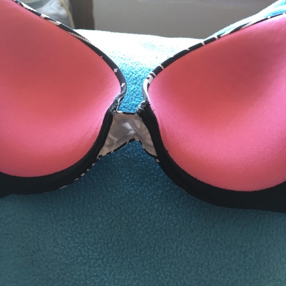 NWOT PINK Wear Everywhere Push Up Name & Snowflake Pattern Underwire Bra - Picture 11 of 11